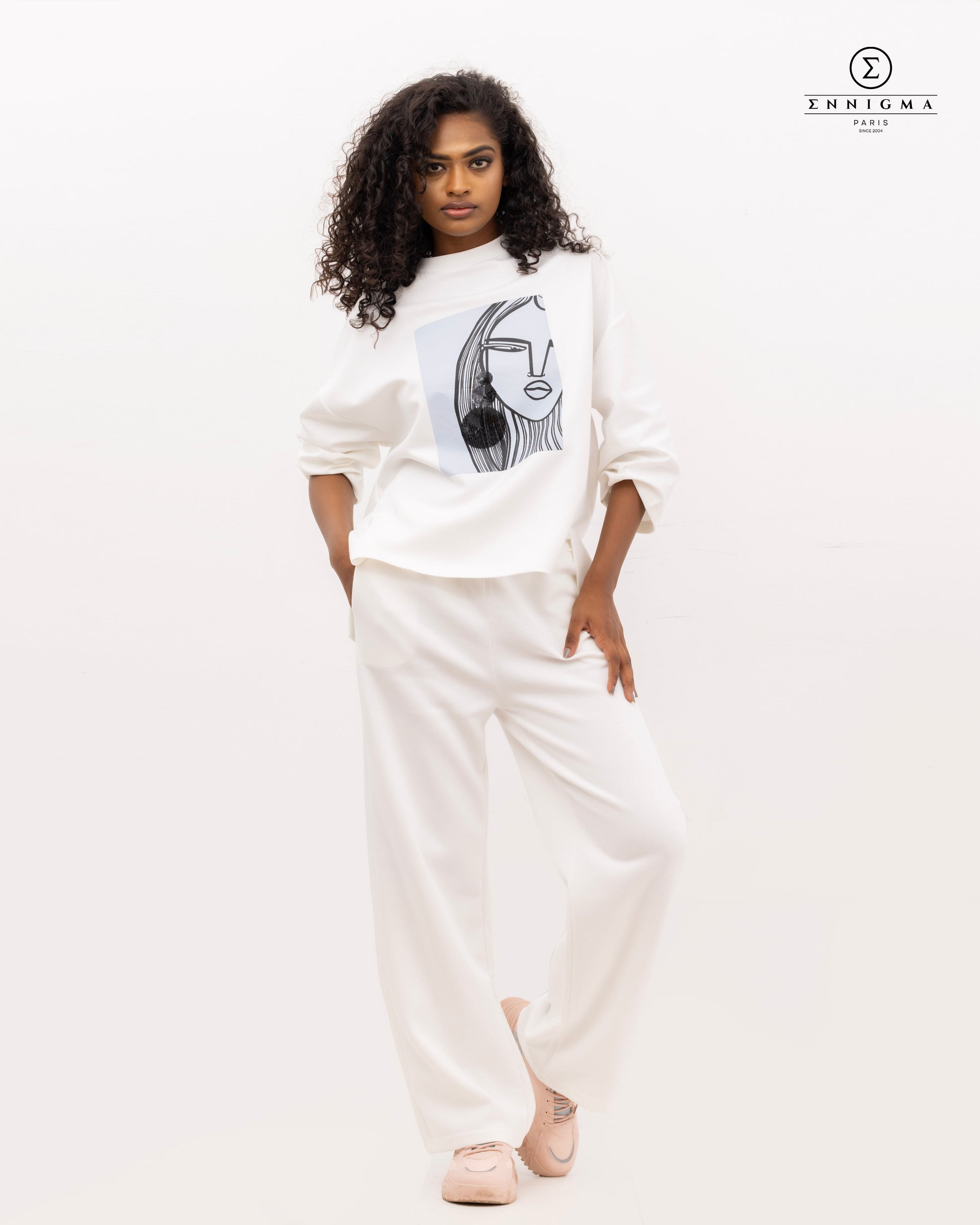 Abstract Line Art Oversized Sweatshirt